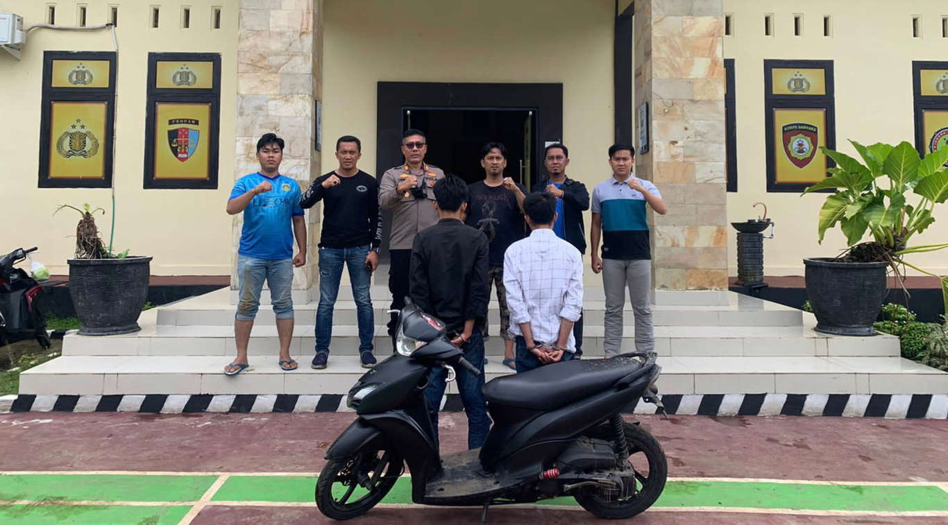Keterlaluan! Warga Sedang Berduka, Dua Pemuda Ini Malah Menggasak Motor